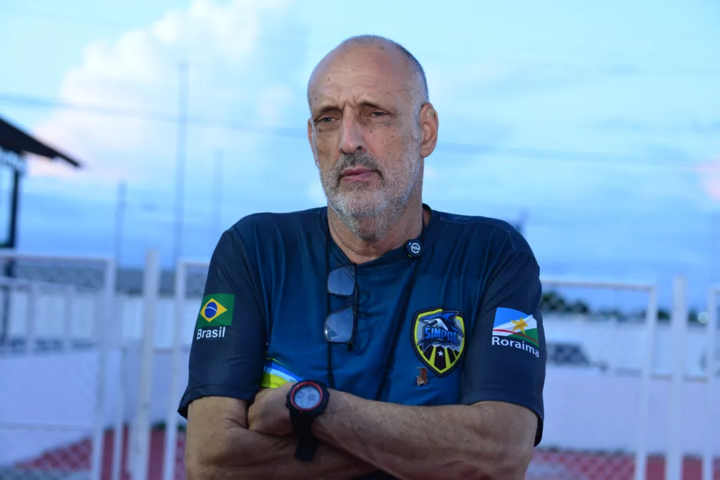 Silvio Monteiro treinador do Sinpol/RR