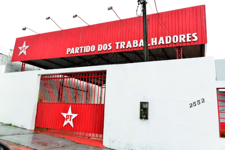Lançamento e votação serão na sede do partido, localizada no bairro São Vicente (Foto: Nilzete Franco/Folha BV)