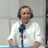 Padre Revislande no programa Agenda da Semana -  Foto: FolhaBV