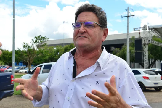 O produtor rural Eugenio Thomé durante o pró-anistia no Centro Cívico de Boa Vista (Foto: Nilzete Franco/FolhaBV)