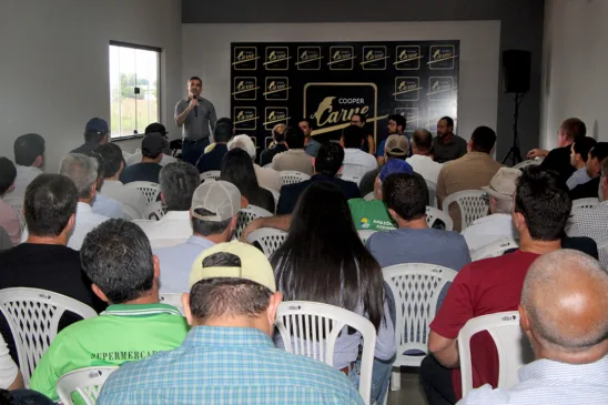 Abate reduzido, taxas em alta e escalas travadas: pecuaristas apontam entraves na produção de carne em RR