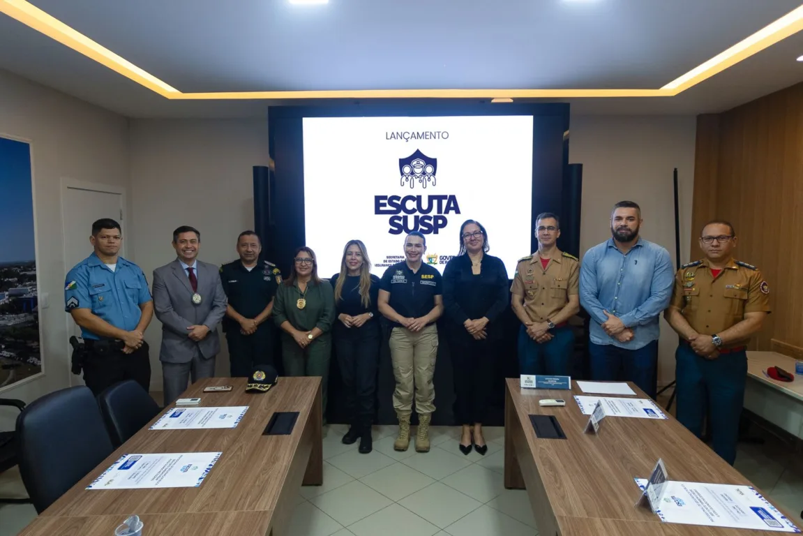A cerimônia de lançamento contou com a presença de representantes da Polícia Militar, Polícia Civil, Corpo de Bombeiros e Sejuc (Foto: Paulo Ferreira)