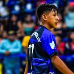 Antonny Henry, de 14 anos, faleceu após complicações decorrentes de uma lesão sofrida em quadra. (Foto: Instagram/@bs_oficialrr)