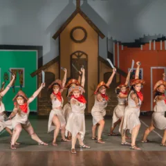 “Oxente” é um espetáculo envolvente que entrelaça dança, música e expressão cênicav (Foto: Divulgação)