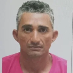  Jairo Barrozo Eufrázio, de 50 anos, foi morto com facadas no peito
