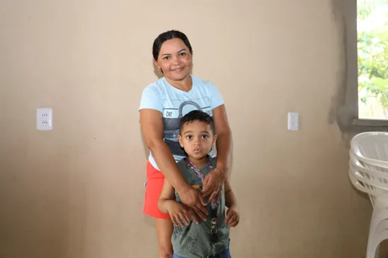 Arthur, de 4 anos, vive com a avó desde a separação dos pais (Foto: ASCOM/DPE)