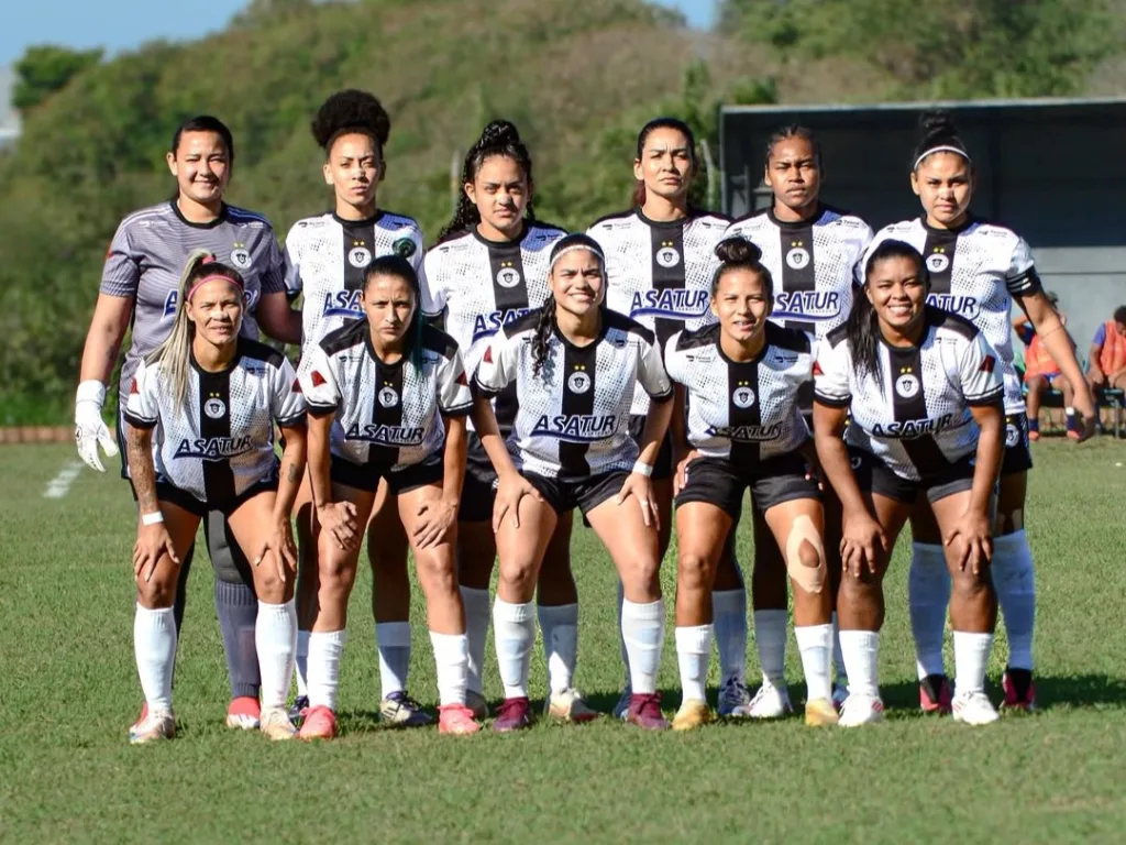 Rio Negro busca permanência na segunda divisão do Campeonato Brasileiro Feminino. (Foto: Reprodução/Instagram/@rionegrofemininorr)