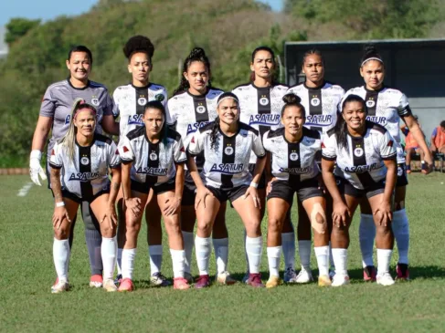 Rio Negro busca permanência na segunda divisão do Campeonato Brasileiro Feminino. (Foto: Reprodução/Instagram/@rionegrofemininorr)