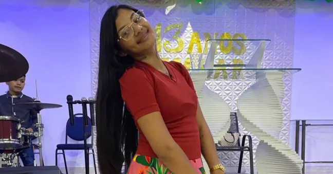 Jovem é atropelada ao atravessar avenida em bicicleta elétrica e morre no HGR