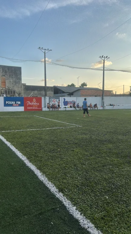 Escolinha de futebol realiza sorteio de viagem para ver Messi em Miami