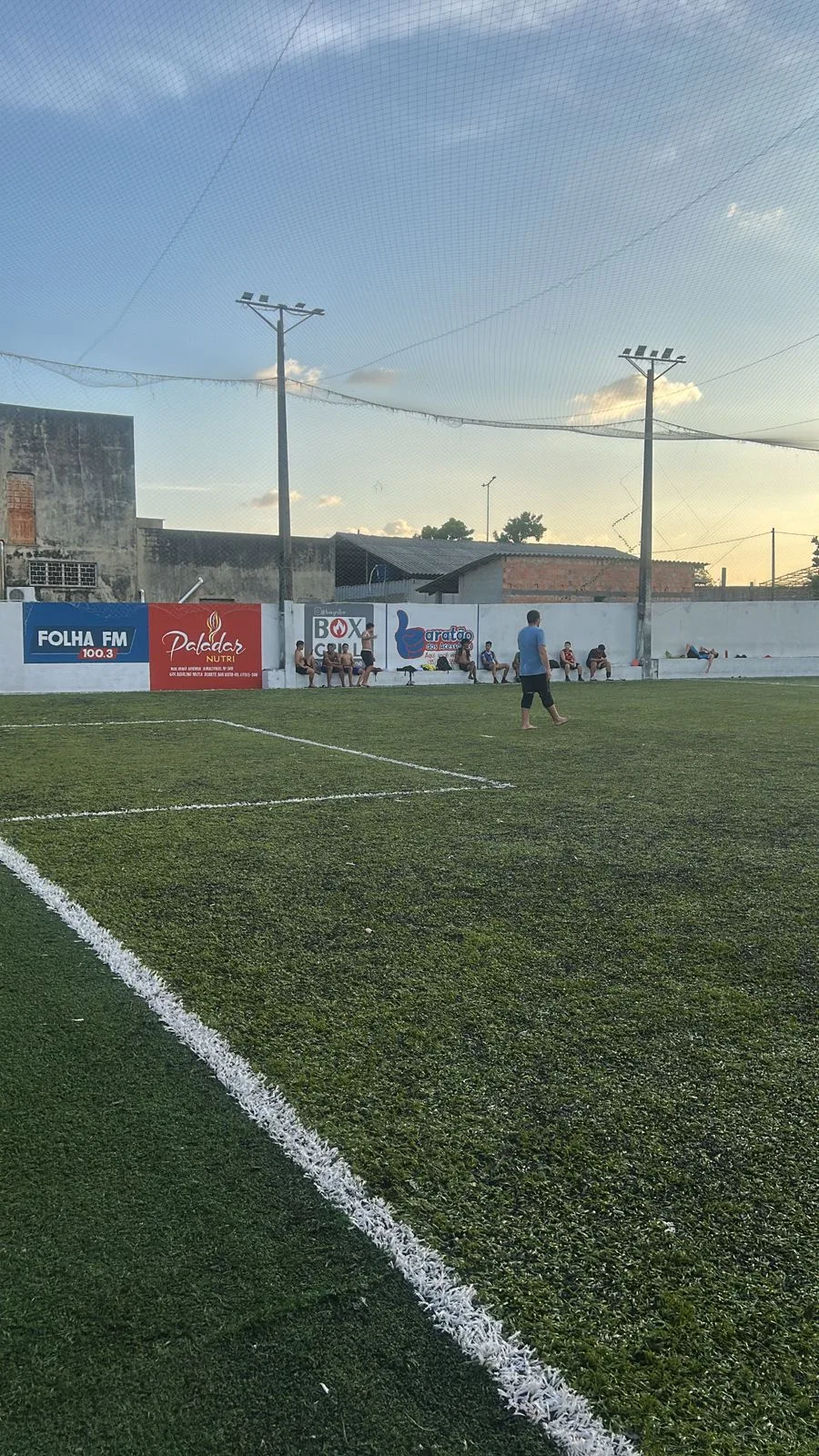 Escolinha de futebol realiza sorteio de viagem para ver Messi em Miami
