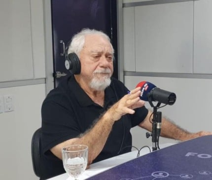O geólogo Salomão Cruz, no programa Agenda da Semana (Foto: Redação/FolhaBV)