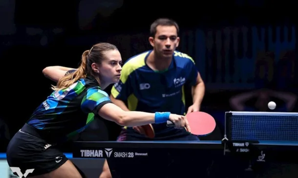 Bruna Takashi e Hugo Calderano são namorados desde 2024. (Foto: WWT)