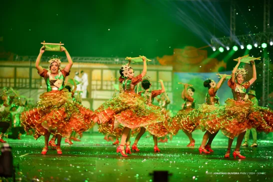 Espetáculo continua na Arena Junina do Maior Arraial da Amazônia, com explosão de cores e emoção