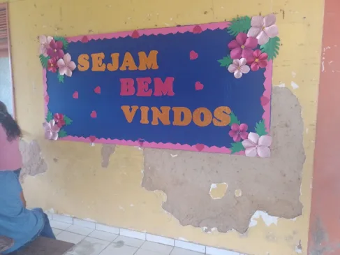 Alunos utilizam estrutura da escola Municipal Adonias Borges do Carmo. Foto: arquivo pessoal
