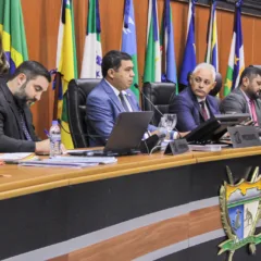 A mesa diretora da Assembleia Legislativa de Roraima, presidida por Soldado Sampaio