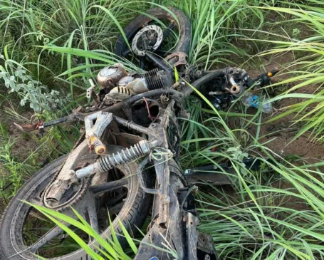 Moto envolvida no acidente (Foto: Divulgação) 