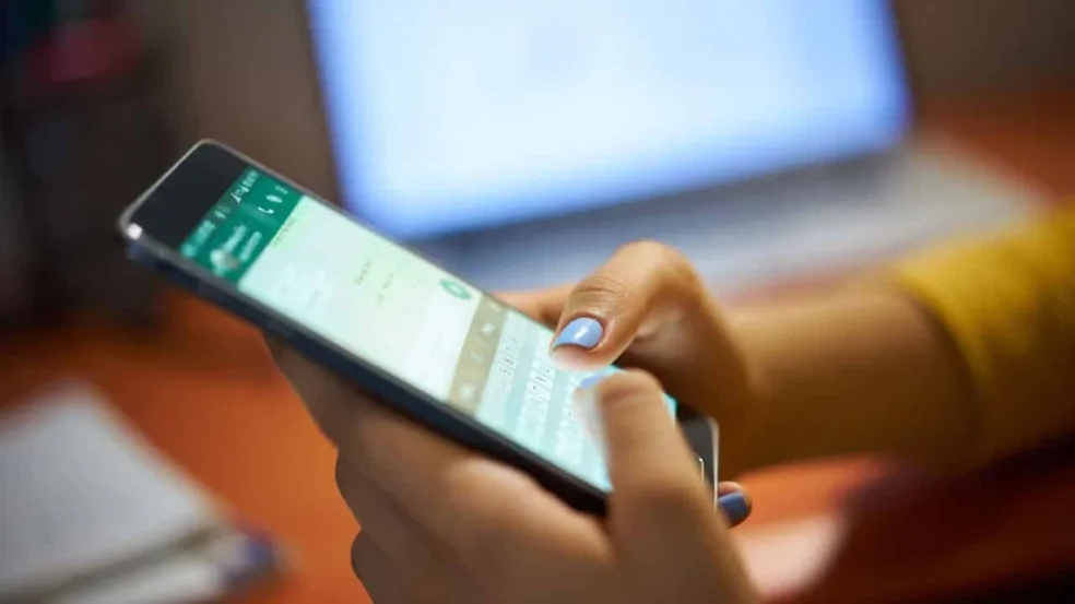 De acordo com o WhatsApp, os novos recursos serão lançados em breve e estarão disponíveis para todos os usuários (Foto Divulgação)
