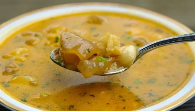 Quando preparado com cuidado, pode ser uma excelente adição à dieta, especialmente em dias frios ou como reforço para quem precisa de vigor físico. Seu sabor, história e valor nutricional o tornam um verdadeiro patrimônio da culinária nacional (Foto Divulgação)