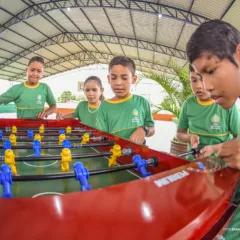 A iniciativa integra as metas e estratégias de aquisição de materiais pedagógicos essenciais ao processo de ensino-aprendizagem.  Crédito: PMBV