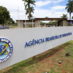 Fogueira na ABIN: Agentes pedem afastamento do diretor e criticam Governo