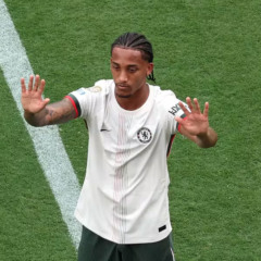 João Pedro, ex-Fluminense foi o autor dos dois gols que eliminou o time carioca. (Foto: Paul ELLIS / AFP)