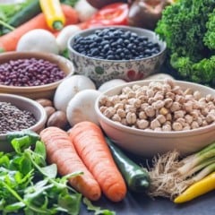 A ciência reforça o que a sabedoria popular sempre soube: o que colocamos no prato pode ser parte da solução para viver com mais saúde (Foto Divulgação)