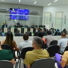 Moradores relatam dificuldades com alagamentos e buracos em Boa Vista