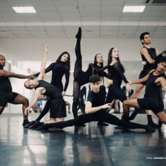 Neste ano, 15 alunos, entre o Balé Infantil e o Balé Jovem, participam da programação do festival, que inclui apresentações em palcos tradicionais e cursos de formação artística. (Foto: Divulgação)
