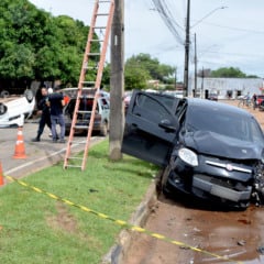 Acidente aconteceu no bairro União (Foto: Wenderson Cabral/FolhaBV)