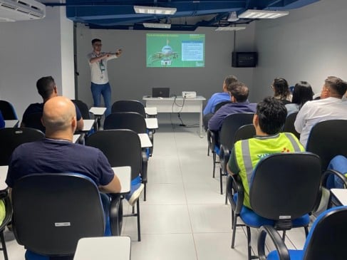 A iniciativa faz parte de uma série de capacitações promovidas pela VINCI Airports em sete aeroportos da Amazônia. (Foto: Divulgação)