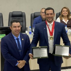 Os presidentes da Câmara Municipal de Boa Vista, Genilson Costa, e da CBF, Samir Xaud (Foto: Lucas Luckezie/FolhaBV)