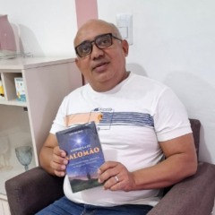 Em livro, jornalista propõe transformar sabedoria bíblica em sucesso na atualidade