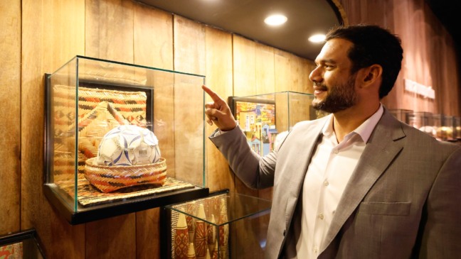 O presidente da CBF, Samir Xaud, no Museu da Seleção Brasileira