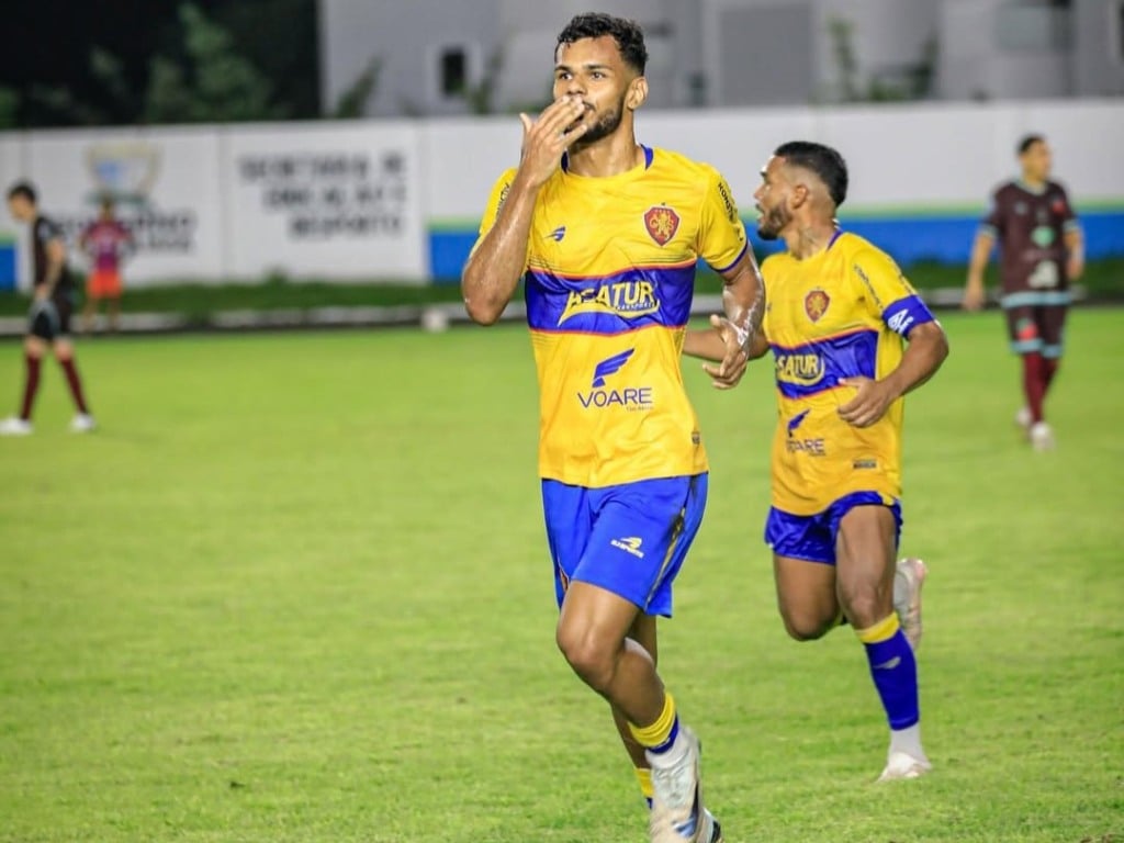 Elmi marcou seu primeiro gol pelo Leão Dourado diante do Humaitá-AC. (Foto: Reprodução/Instagram/@gremioatleticosampaio)