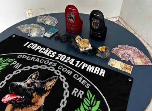 Material apreendido com o infrator (Foto: Divulgação) 