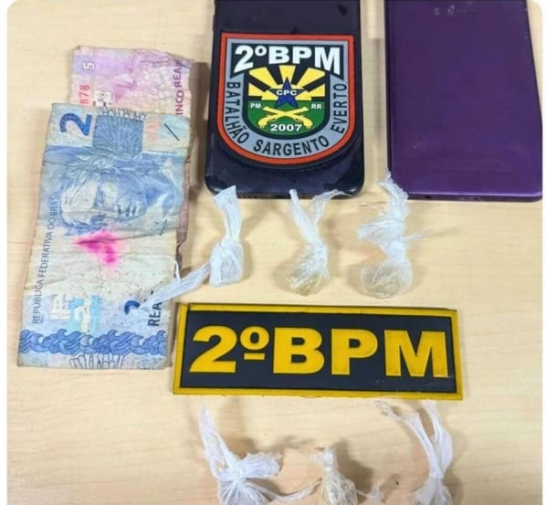 Material apresentado na Delegacia de Polícia (Foto: Divulgação) Material apresentado na Delegacia de Polícia (Foto: Divulgação)