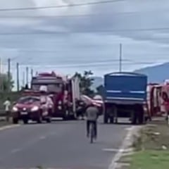 Viaturas do Corpo de Bombeiros no local da explosão (Foto: Reprodução) 