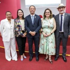 A diretoria eleita para a gestão 2025/2026 será formada pelo presidente José Geraldo Ticianeli (UFRR), a vice-presidente Camila Ítavo (UFMS), vice-presidente Georgina Gonçalves (UFRB), vice-presidente Ana Beatriz de Oliveira (UFSCar) e vice-presidente João Alfredo Braida (UFFS) (Foto: Divulgação) 