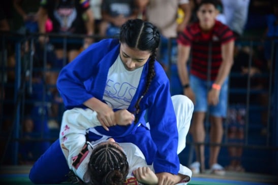Roraima Open de Jiu-jitsu reúne mais de 900 atletas. (Foto: Nilzette Franco/FolhaBV)