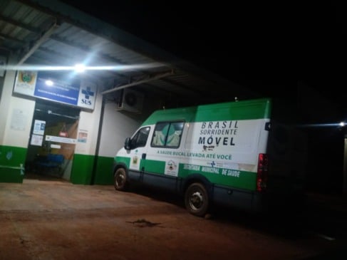 Ambulâncias, motocicletas e unidades odontológicas móveis estariam, segundo os moradores, há quase dois anos parados. Foto: reprodução