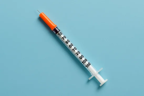 A iniciativa marca o retorno da fabricação nacional do medicamento essencial para o tratamento de pessoas com diabetes (Foto Divulgação)