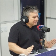 Advogado Oneildo Ferreira na rádio Folha FM 100.3. Foto: estúdio/Folha FM