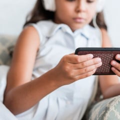 No Brasil, ainda não há lei que limite diretamente a idade para uso de redes sociais (Foto Divulgação)
