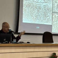Durante sua conferência, intitulada “Corpo e semiótica na identidade imagética da Amazônia”, Zouein analisou como imagens históricas da região, desde o século XIX, contribuíram para narrativas ambíguas — entre o fascínio exótico e a marginalização. (Foto: Divulgação)