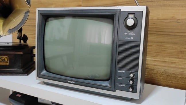 Televisão antiga, tv, tubo