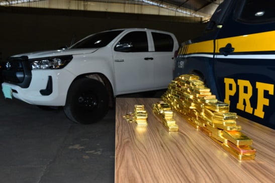 A Polícia Rodoviária Federal (PRF), apreendeu quase 104kg em barras de ouro, durante a abordagem em Roraima. (Foto: Nilzete Franco)