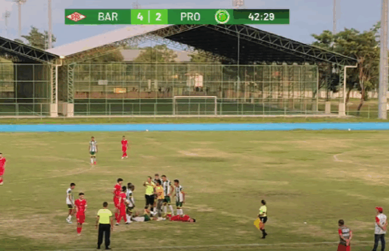 Técnico do Progresso agride árbitro e jogo do Roraimense Sub-20 termina em confusão