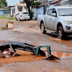 Moradores denunciam que buracos em rua do Pricumã têm provocado acidentes