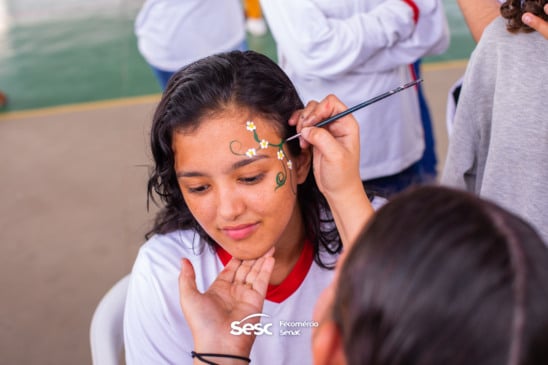 A programação inclui oficinas de Versos Livres e Dança Breaking, contação de histórias e pintura facial (Foto Divulgação)